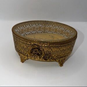 Vintage Stylebuilt Accessories Gold Plated Nice Rose Filigree Ormolu Jewelry Box